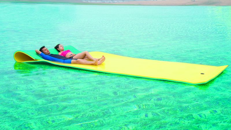 Maui FLT001 - Floating Mat 4.6X1.8M Black & Blue